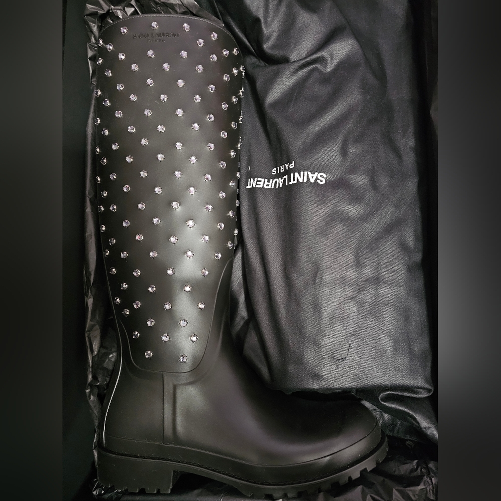 Saint Laurent Nero Flat Heel Footwear